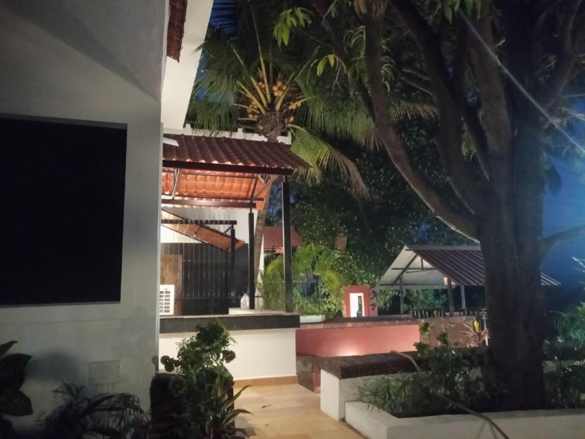 Gasthaus Casa De Julio Porvorim Exterior foto